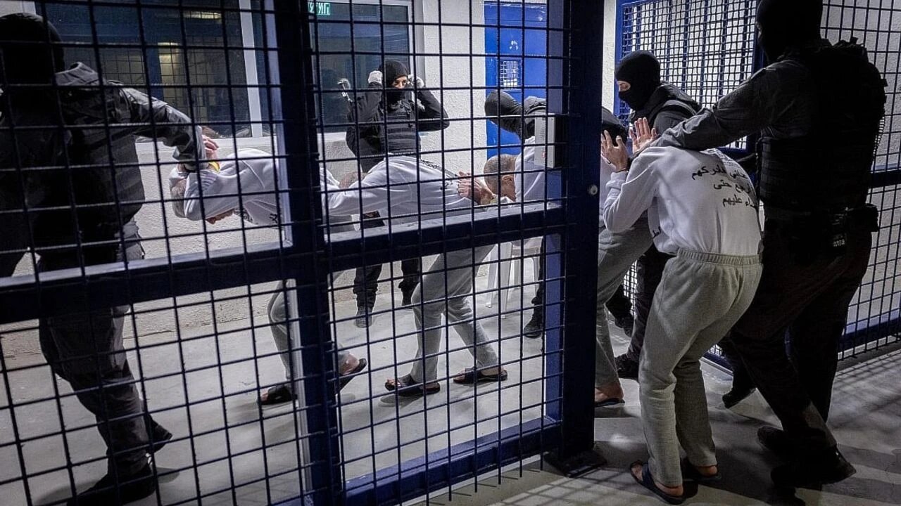 Siyonist İsrail Filistinlileri esir tutmaya devam ediyor: Keyfi tutuklama ve işkenceler sürüyor