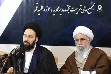 سید علی خمینی: آیت الله یزدی از جان و آبروی خویش برای انقلاب هزینه کرد