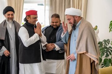 Representative of Ayatollah Yaqubi Meets Former UP Chief Minister, Discusses India-Iraq Relations