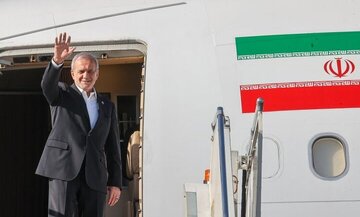 President Pezeshkian leaves Kazakhstan for Turkmenistan