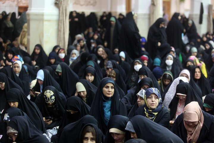 Photos: Hazrat Zahra birth anniversary celebrated at Lady Fatima Masoumeh holy shrine