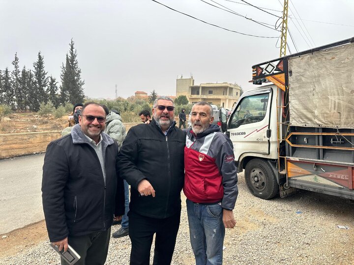 تقرير مصور/ جانب من تزويع العتبة الحسينية المقدسة للعوائل السورية النازحة الى لبنان