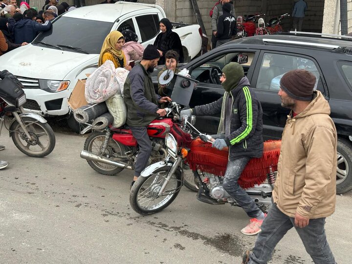 تقرير مصور/ جانب من تزويع العتبة الحسينية المقدسة للعوائل السورية النازحة الى لبنان