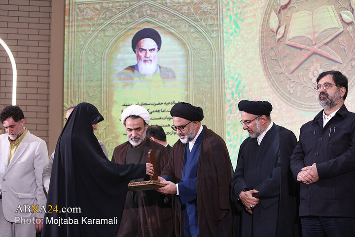 تقرير مصور/ حفل اختتام الدورة الثامنة والأربعين لمسابقات معارف القرآن الكريم في مدينة قم