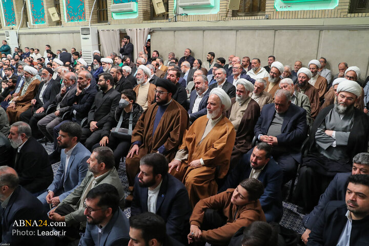 دیدار هزاران نفر از مداحان و ستایشگران اهل بیت(ع) با رهبر انقلاب