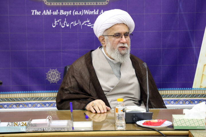 دیدار اعضای موسسه اندیشه شرق با آیت‌الله رمضانی