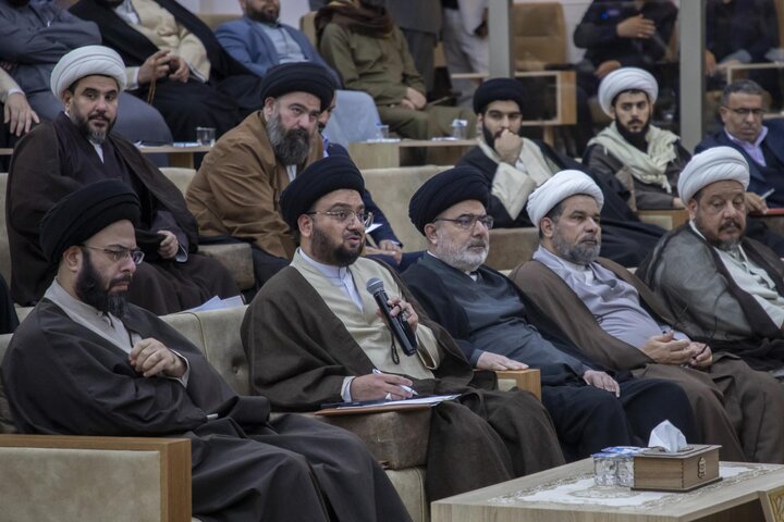 تقرير مصور/ إقامة ندوة علمية بمناسبة اليوم العالمي للغة العربية في النجف الأشرف