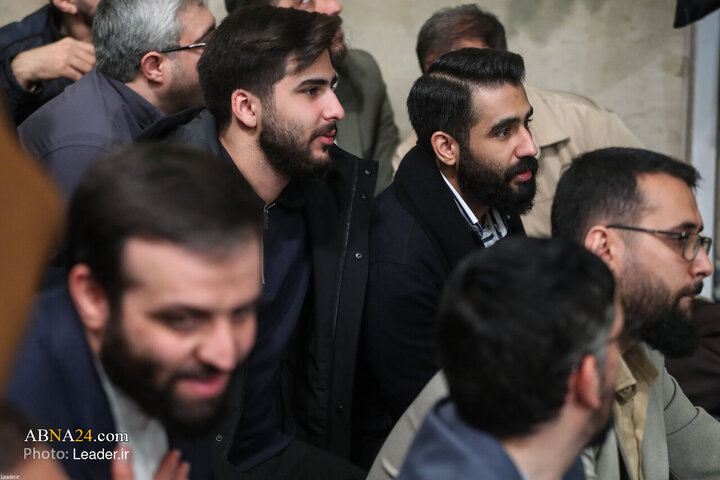 دیدار هزاران نفر از مداحان و ستایشگران اهل بیت(ع) با رهبر انقلاب