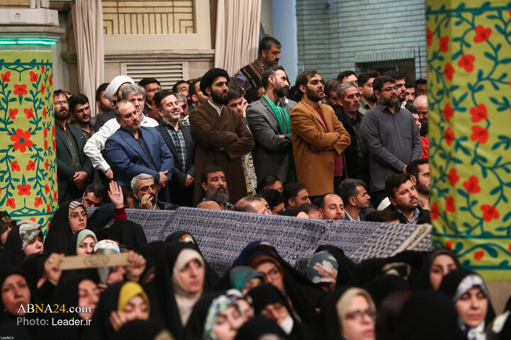 دیدار هزاران نفر از مداحان و ستایشگران اهل بیت(ع) با رهبر انقلاب