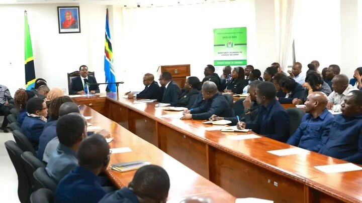 Viongozi wa Umma / Madeni