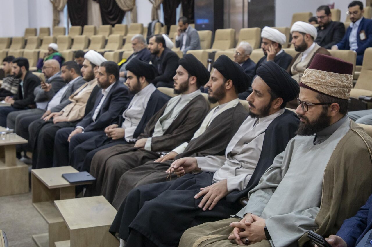 إقامة ندوة علمية بمناسبة اليوم العالمي للغة العربية في النجف الأشرف