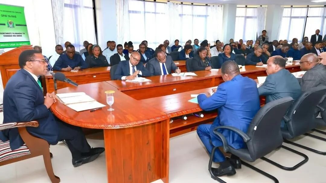 Waziri Mkuu Aagiza Mapitio ya Haraka ya Tamko la Mali na Madeni ya Viongozi wa Umma