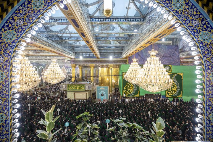 انطلاق حفل تخرج طلبة الجامعات العراقية السادس داخل مرقد أبي الفضل العباس (عليه السلام)