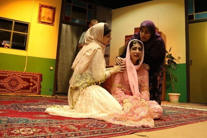 Ehmedî: Festîvala Şanoya Kurdî ya Saqizê girîngtirîn festîvala hunerî ya Kurdan e