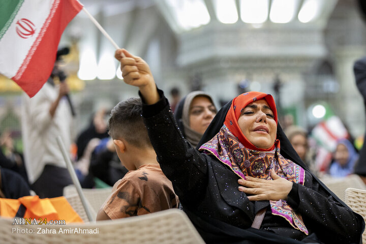 تقرير مصور/ مراسم إحياء يوم الأم ويوم المرأة عند مرقد الإمام الخميني الراحل (ره) بالعاصمة الإيرانية