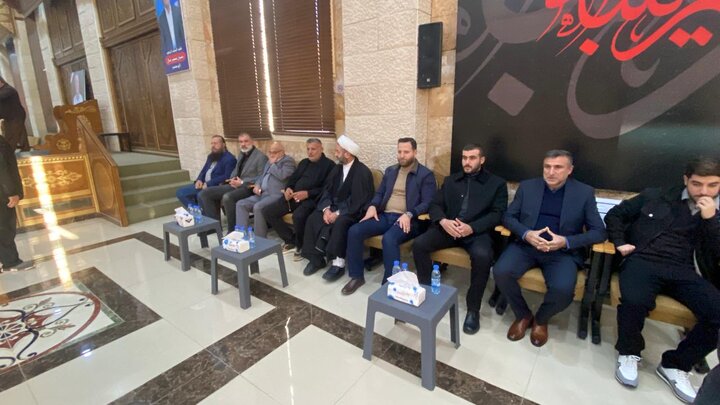 تقرير مصور/ جانب من الحضور بمناسبة وفاة أحد خدمة المقاومين في بلدة الدوير اللبنانية