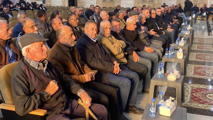 تقرير مصور/ جانب من الحضور بمناسبة وفاة أحد خدمة المقاومين في بلدة الدوير اللبنانية