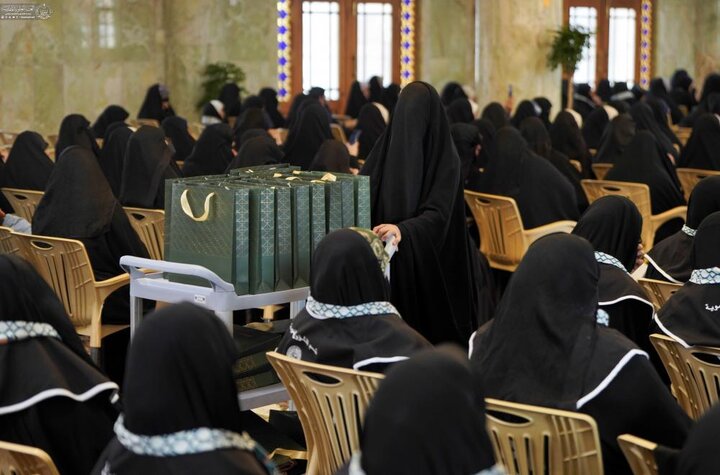 تقرير مصور/ انطلاق فعاليات الحفل المركزي النسوي ومشروع إرشاد الزائرة في العتبة العلوية المقدسة