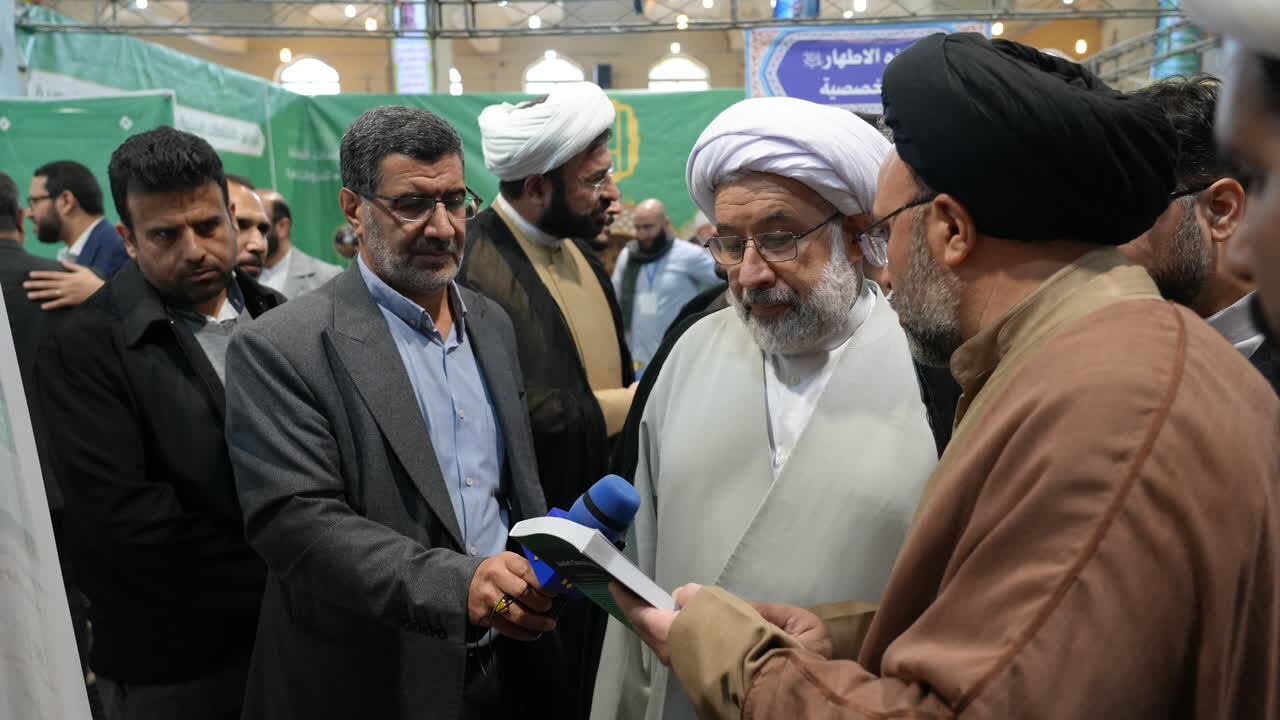 افتتاح نمایشگاه متمرکز دستاوردهای پژوهشی جامعةالمصطفی + تصویر