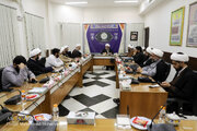 Photos: Members of "Menar" Seminary Council meet Ayatollah Ramazani