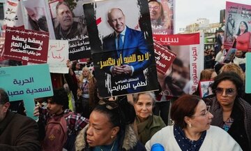 دومین شب درگیری جوانان با نیروهای پلیس تونس در شهر قیروان