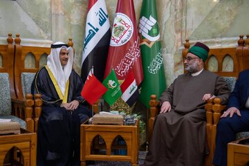 Kehadiran Konsul Jenderal Bahrain di Astana Abbasiyah dan Ziarah ke Makam Abul Fadhl al-Abbas