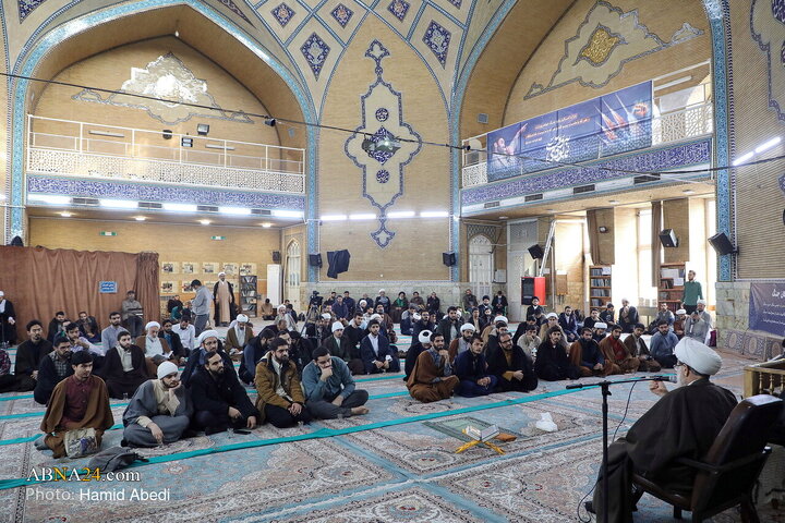 تقرير مصور/ مراسم تكريم شهداء المقاومة حزب الله لبنان في مسجد السيدة "فاطمة المعصومة" (ع) بقم