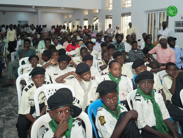 تقرير مصور/ مشاركة واسعة في حفل ولادة السيدة "فاطمة الزهراء" (ع) بحضور الزكزاكي بالعاصمة النيجيرية