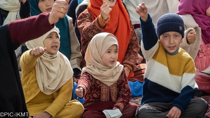 تقرير مصور/ حضور واسع في حفل ولادة السيدة "فاطمة الزهراء"(ع) يوم المرأة بمدينة كارجيل الهندية