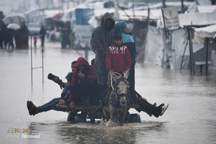 Photos: Gaza’s Displaced Trapped in Winter