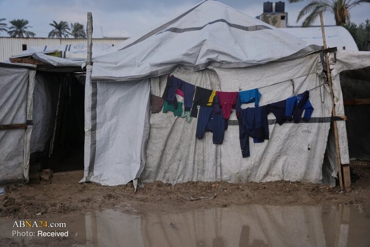 Photos: Gaza’s Displaced Trapped in Winter