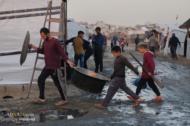 Photos: Gaza’s Displaced Trapped in Winter