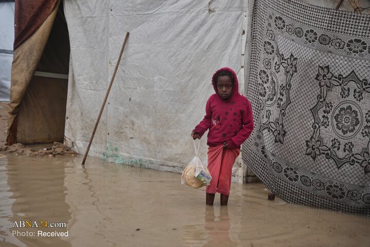 Photos: Gaza’s Displaced Trapped in Winter