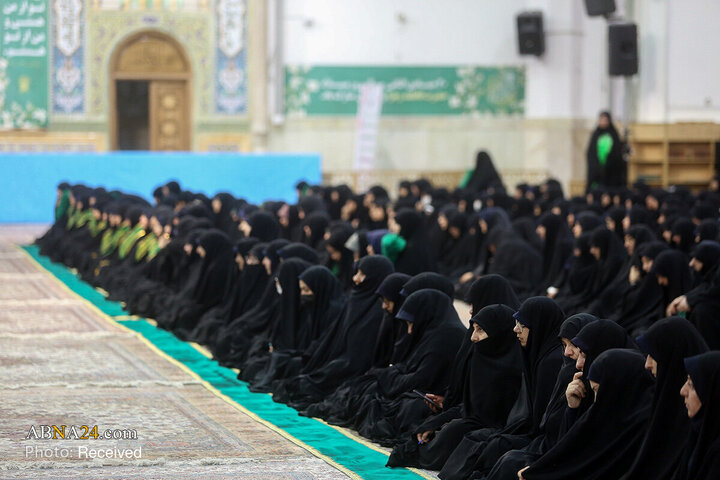 تقرير مصور/ مراسم خاصة بمناسبة ولادة السيدة "فاطمة الزهراء" (ع) بحضور خادمات العتبة المعصومية المقدسة بقم