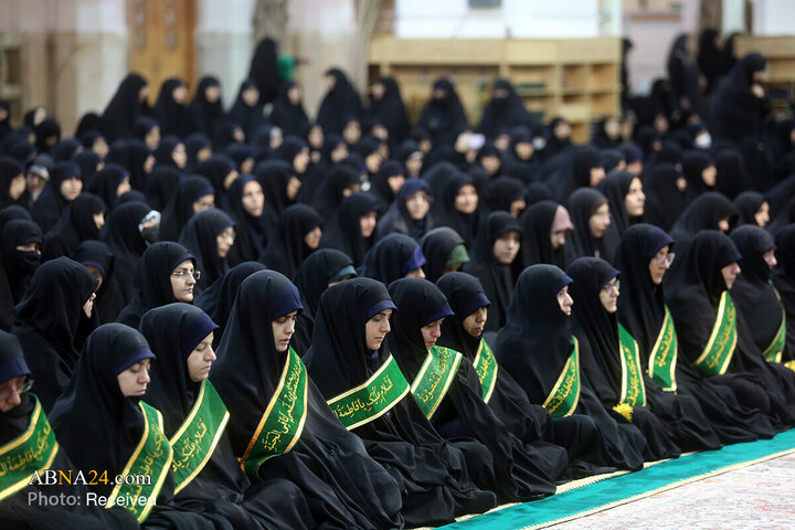 تقرير مصور/ مراسم خاصة بمناسبة ولادة السيدة "فاطمة الزهراء" (ع) بحضور خادمات العتبة المعصومية المقدسة بقم