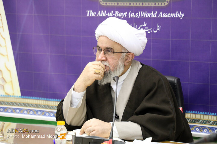Photos: Members of "Menar" Seminary Council meet Ayatollah Ramazani