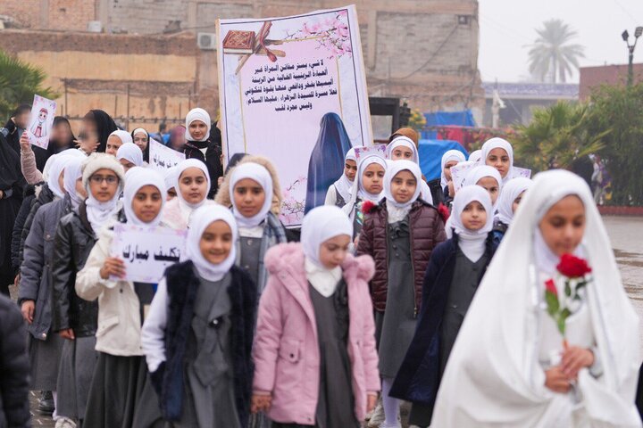 تقرير مصور/ حرم الإمامين العسكريين (ع) يحتضن حفلا بهيجا بتتويج أربعة آلاف فتاة للحجاب لبلوغهن سنّ التكليف