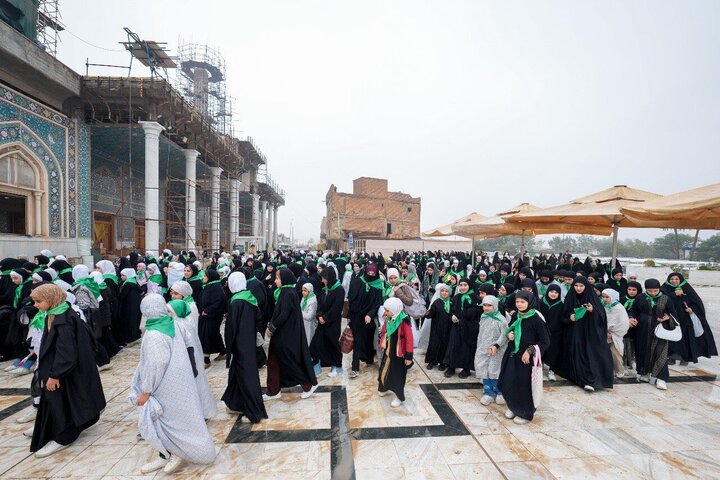 تقرير مصور/ حرم الإمامين العسكريين (ع) يحتضن حفلا بهيجا بتتويج أربعة آلاف فتاة للحجاب لبلوغهن سنّ التكليف