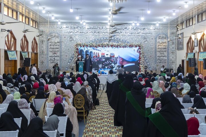 تقرير مصور/ انعقاد ندوة حوارية نسوية حول السيدة الزهراء (عليها السلام) في باكستان