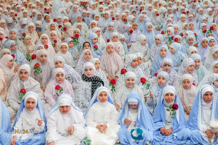 جشن تکلیف ۴ هزار دختر در حرم امامین عسکریین(ع)