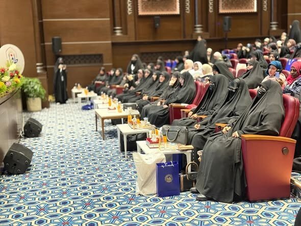 Informe fotográfico | Celebrada la 4ª Conferencia Internacional Kausar-ul-Ata en el santuario del Imam Huséin (la paz sea con él)