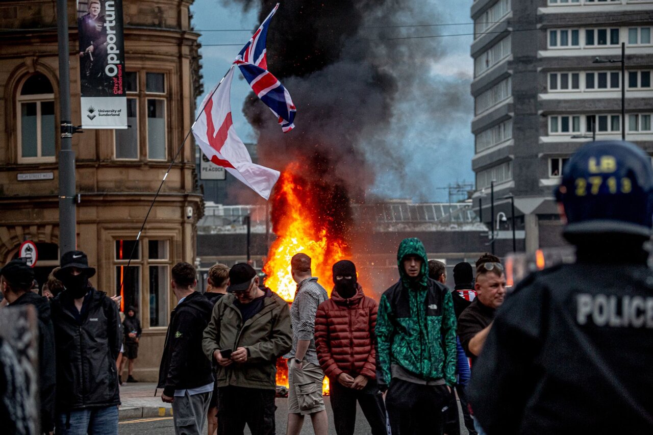 Far-Right protests in U.K. fuel rising anti-Immigrant, anti-Muslim sentiment
