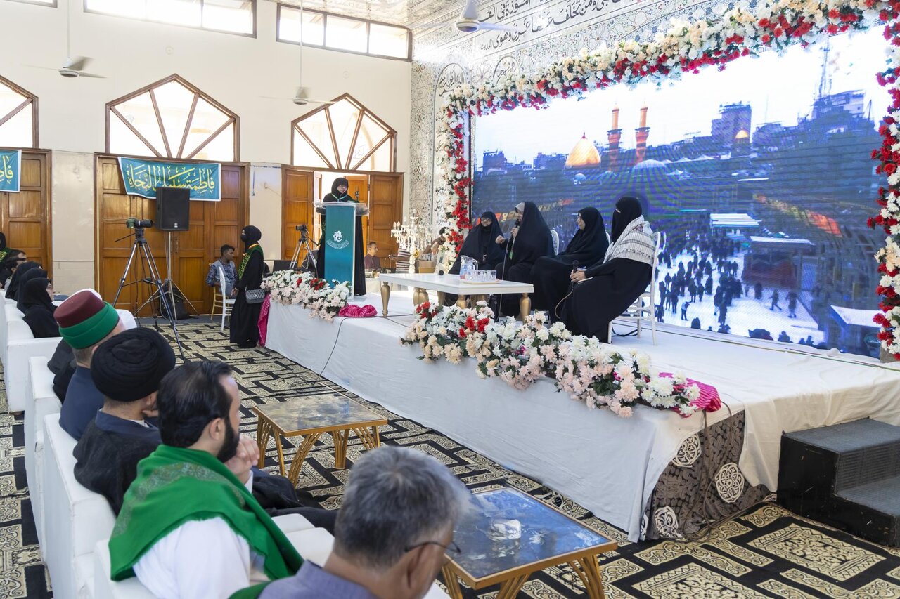 تقرير مصور/ انعقاد ندوة حوارية نسوية حول السيدة الزهراء (عليها السلام) في باكستان