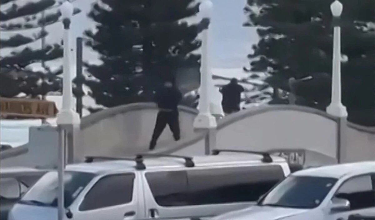 آتشبازی در جشن حنوکای سیدنی؛ از دو سال کشتار بیامان در غزه تا احتمال خودزنی صهیونیستی!