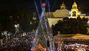 فلسطین: دو سال بعد بیت‌لحم میں کرسمس ٹری روشن، فلسطینی قوم کا امن اور امید کا پیغام