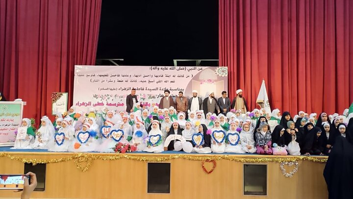 Photos: Taklif ceremony for 1,300 girls held in Najaf by AhlulBayt World Assembly