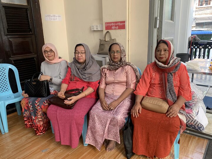 ရန်ကုန် မြို့ မဂို ရှီအဟ် ဂျအ်မေ့ ဗလီ တွင် မြန်မာ နိုင်ငံလုံးဆိုင်ရာ ဖွာသွေမီယဟ် အမျိုးသမီး အသင်းအဖွဲ့ကြီး မှ ဦးစီးပြီး သခင်မကြီး ဖွာတွေမဟ် ဇဲဟ်ရာ (စ.အ) မွေးနေ့ရက်မြတ် မင်္ဂလာ အခမ်းအနား ကျင်းပ  ။ ။ Photos