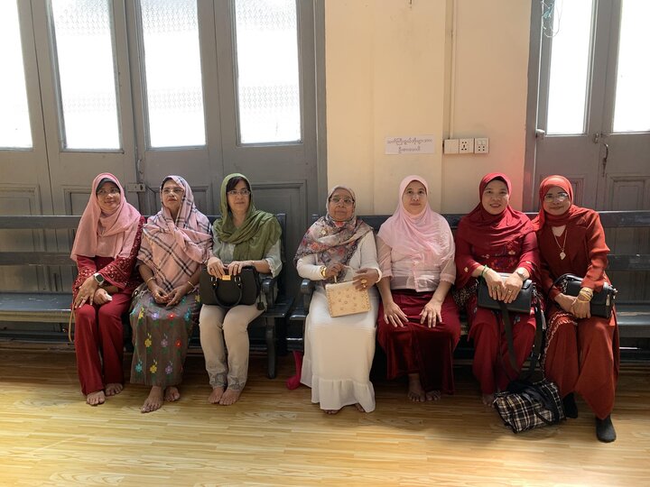 ရန်ကုန် မြို့ မဂို ရှီအဟ် ဂျအ်မေ့ ဗလီ တွင် မြန်မာ နိုင်ငံလုံးဆိုင်ရာ ဖွာသွေမီယဟ် အမျိုးသမီး အသင်းအဖွဲ့ကြီး မှ ဦးစီးပြီး သခင်မကြီး ဖွာတွေမဟ် ဇဲဟ်ရာ (စ.အ) မွေးနေ့ရက်မြတ် မင်္ဂလာ အခမ်းအနား ကျင်းပ  ။ ။ Photos