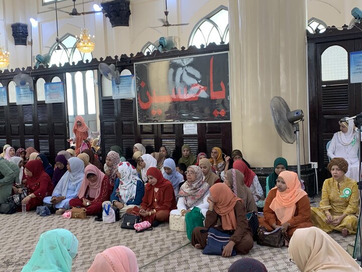 ရန်ကုန် မြို့ မဂို ရှီအဟ် ဂျအ်မေ့ ဗလီ တွင် မြန်မာ နိုင်ငံလုံးဆိုင်ရာ ဖွာသွေမီယဟ် အမျိုးသမီး အသင်းအဖွဲ့ကြီး မှ ဦးစီးပြီး သခင်မကြီး ဖွာတွေမဟ် ဇဲဟ်ရာ (စ.အ) မွေးနေ့ရက်မြတ် မင်္ဂလာ အခမ်းအနား ကျင်းပ  ။ ။ Photos