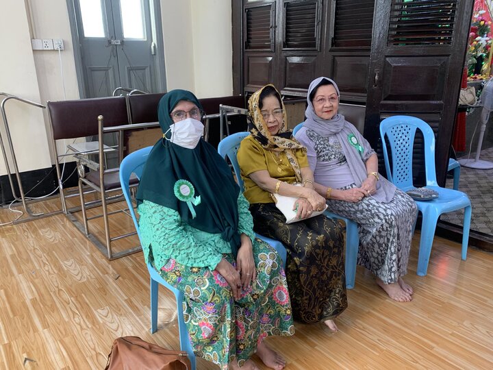 ရန်ကုန် မြို့ မဂို ရှီအဟ် ဂျအ်မေ့ ဗလီ တွင် မြန်မာ နိုင်ငံလုံးဆိုင်ရာ ဖွာသွေမီယဟ် အမျိုးသမီး အသင်းအဖွဲ့ကြီး မှ ဦးစီးပြီး သခင်မကြီး ဖွာတွေမဟ် ဇဲဟ်ရာ (စ.အ) မွေးနေ့ရက်မြတ် မင်္ဂလာ အခမ်းအနား ကျင်းပ  ။ ။ Photos